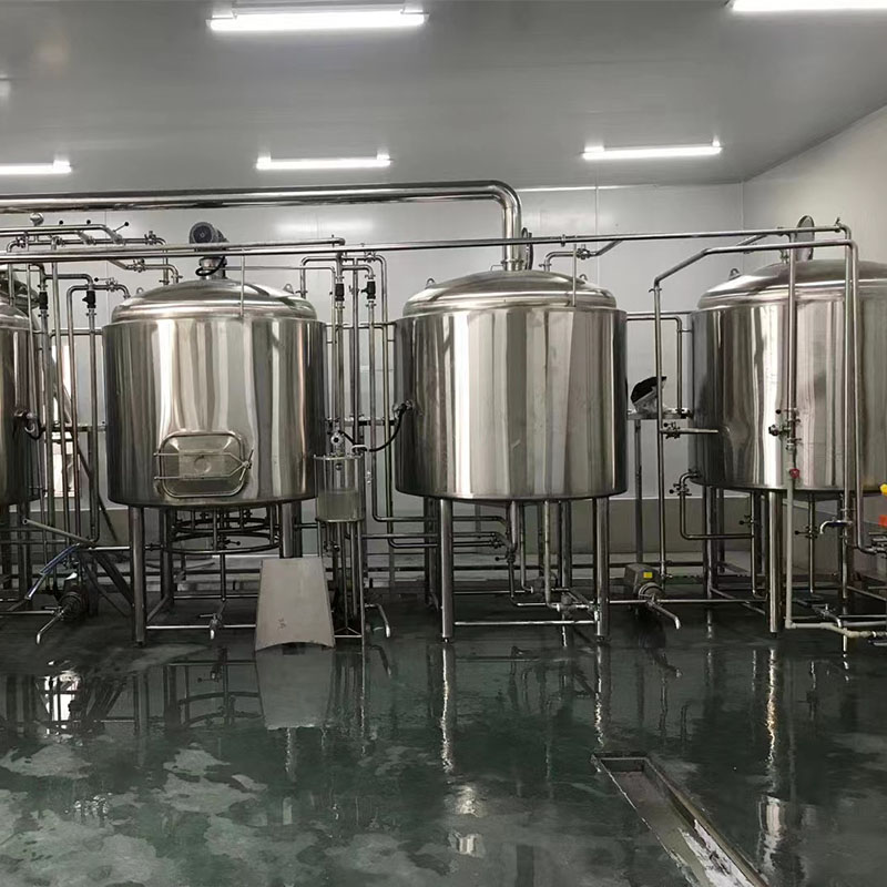 平武精酿啤酒设备